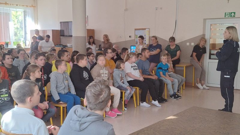 Spotkanie z policjantką